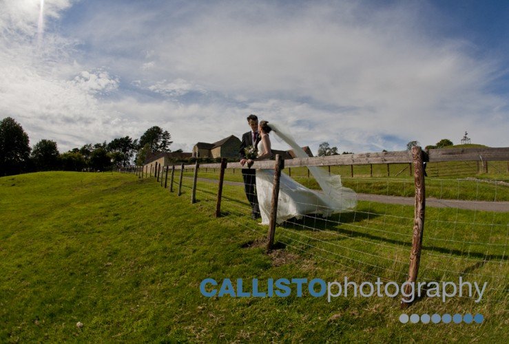 Kingscote Barn Photographer – Kirsty & Nick