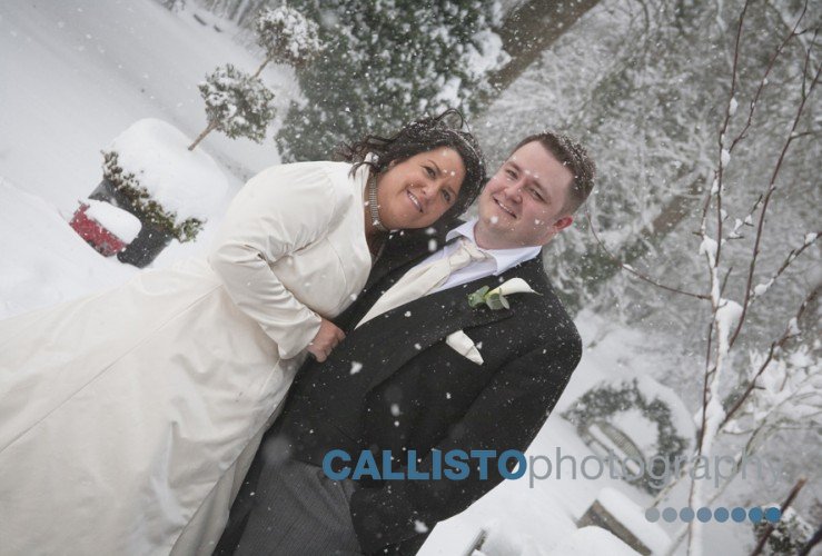 Cripps Barn Winter Wedding – Becky & Ben