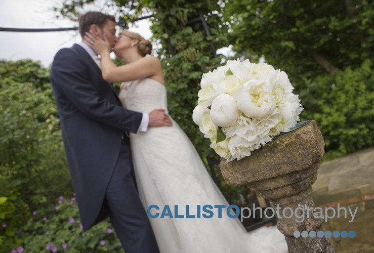 Kingscote Barn Wedding Photographers – Jessica & Martyn