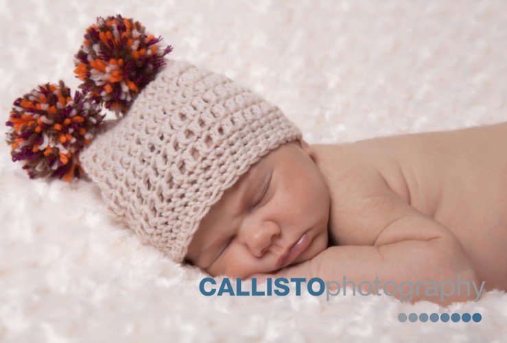 Newborn Baby Photography – Holly