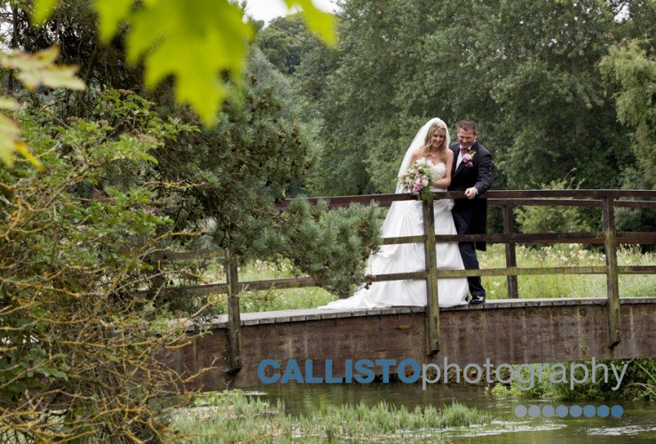 The Swan, Bibury Wedding Photographers – Rachael & Craig