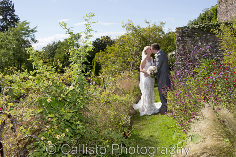 Sarah and Carl's colourful Summer Wedding at Berkeley Castle
